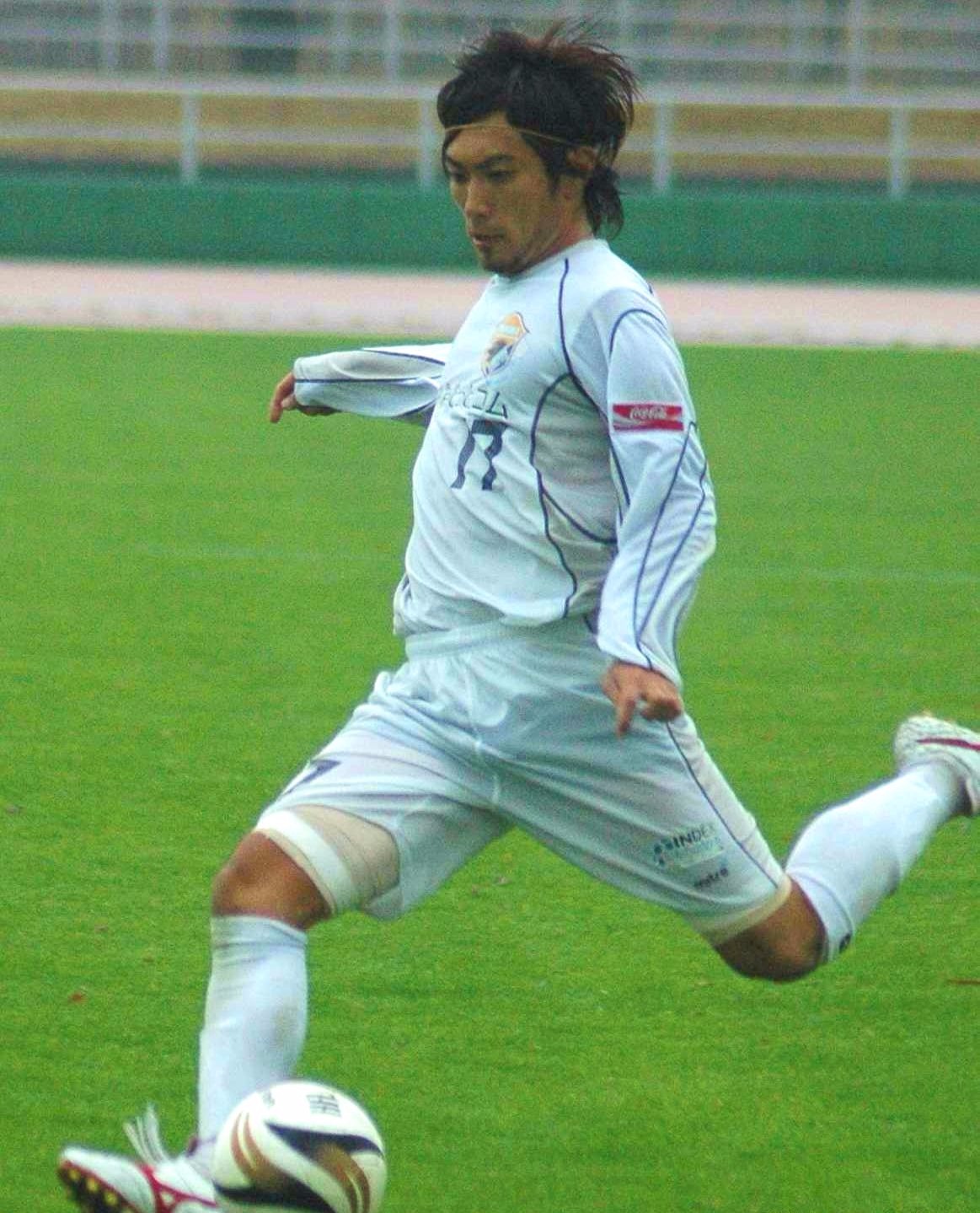 遠山院長プロサッカー選手時代02